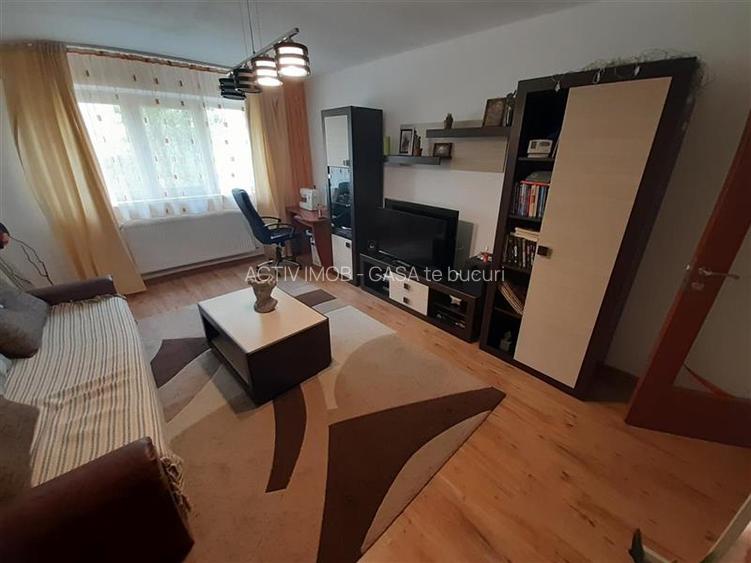 Resita, 2 Cam. Dec., Mobilat+Utilat, Parter Inalt, Micro 4 - 24