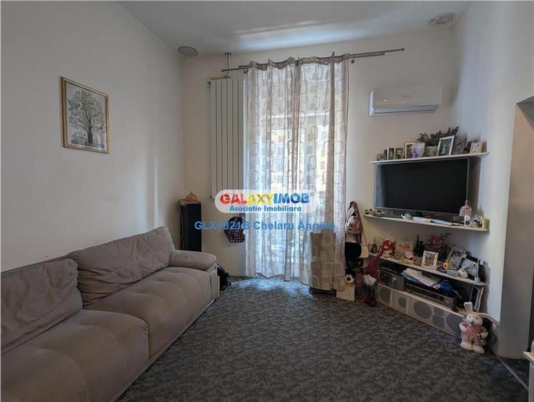 Armeneasca etaj vila 5 camere ,suprafata 200 mp, loc parcare - 12