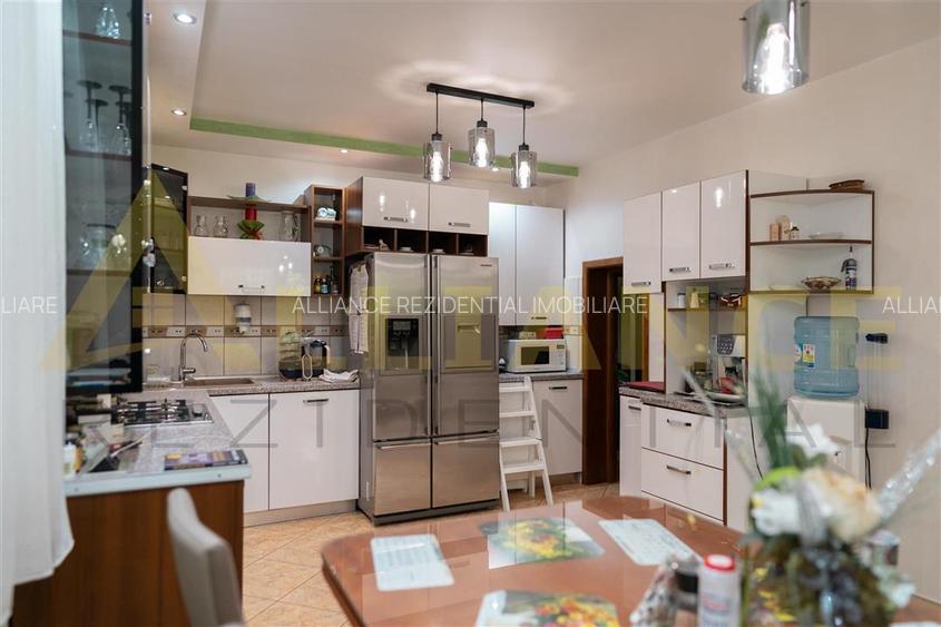 {Soseaua Oltenitei} Vila cu 7 camere, LUX - 766 mp teren - Piscina - 11