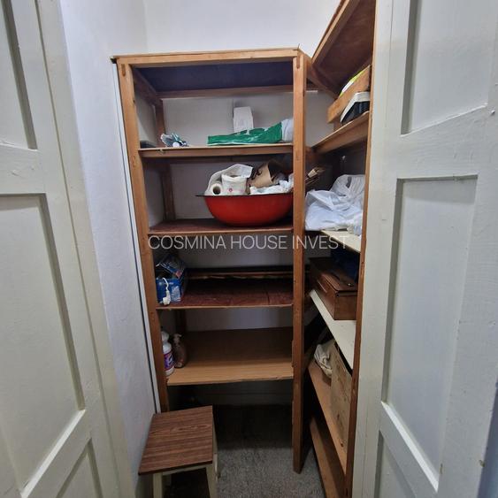 Se inchiriaza apartament,decomandat doua camere,etaj 10/11 ,pret 300 euro/luna. - 6