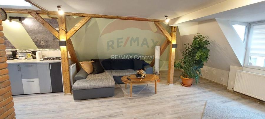 Apartament 3 camere ultracentral, zona STAR, la mansarda - 3