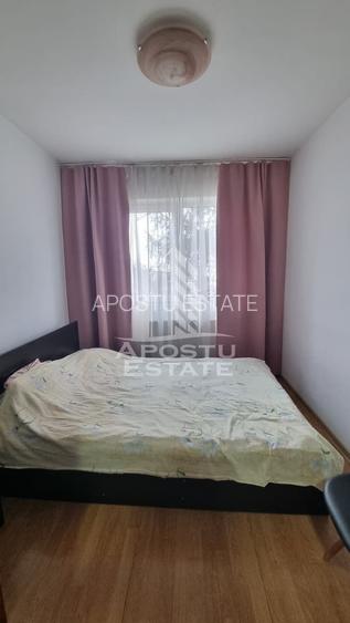 Apartament cu 3 camere, etaj intermediar, zona Dacia - 4