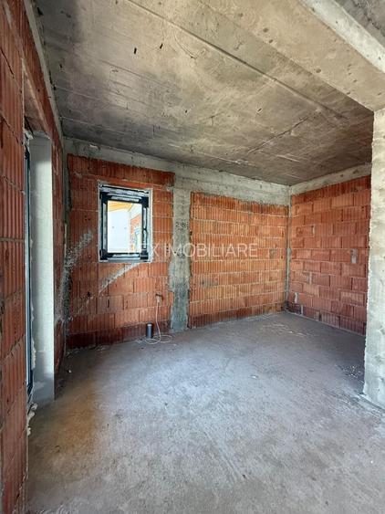 Casa individuala- 3 dormitoare - teren mare -Dumbravita - 3