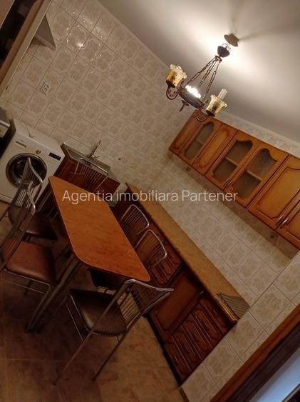 casa / vila Gavana 3  , mobilata / utilata , finisaje clasice ! - 16