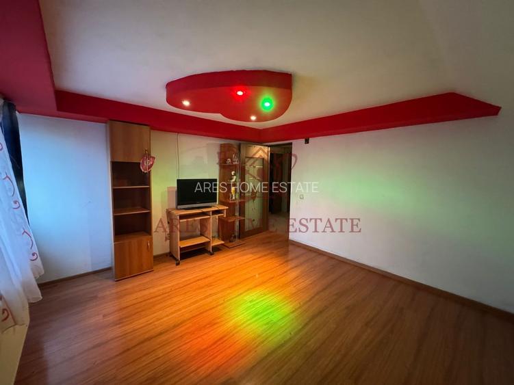 Casă 7 camere + spațiu comercial 55 mp – Orțișoara, 0% comision - 11