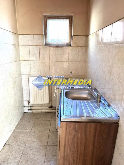 Casa de vanzare I 733 mp teren I Alba Iulia I 3 camere I toate utilitatile I - 10