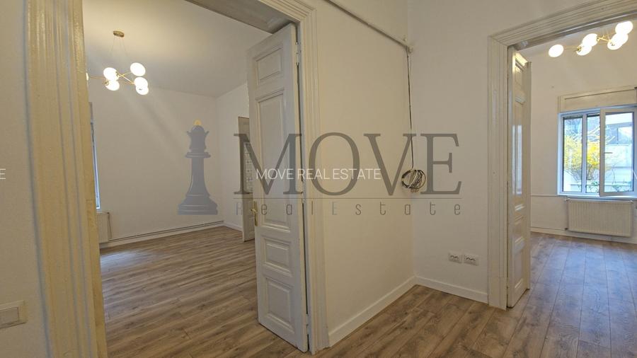 Caderea Bastiliei - Biroul tau cu personalitate - 2