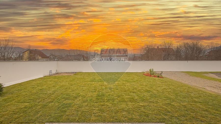 Comision 0 %! Casă cu 4 camere de vânzare în zona Stupini! - 23