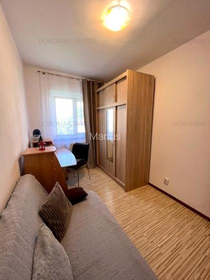 Închiriez ap. 3 camere dec Mazepa 2  - 4