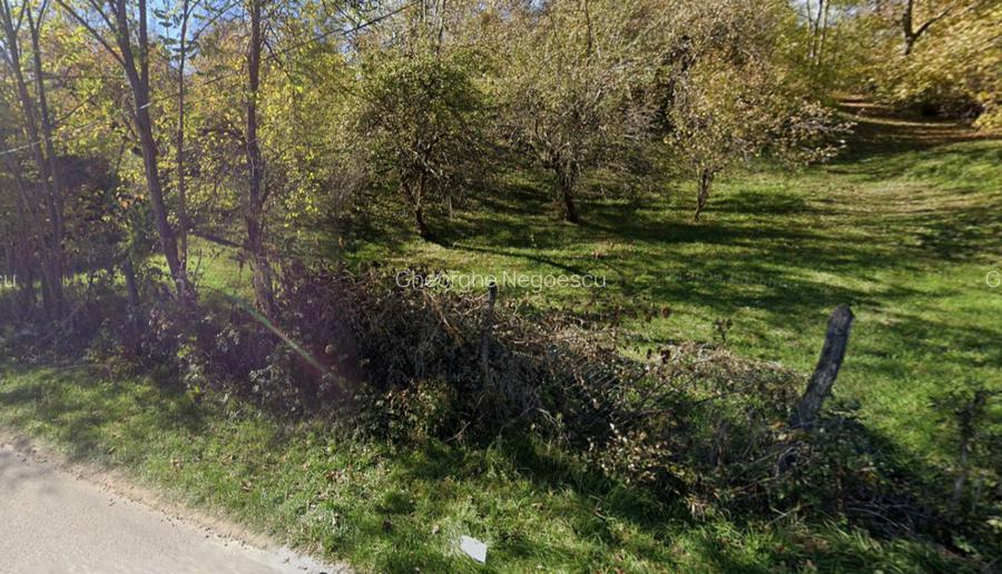 Teren intravilan 3.788 mp, deschidere 39 m, Fieni, sat Costești, jud. Dâmbovița - 2