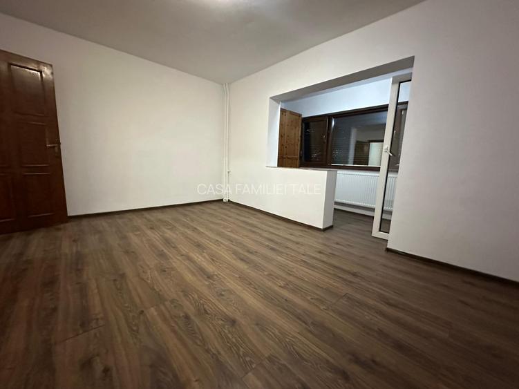 !!! 1 Camera...decomandat...Aradului... - 4