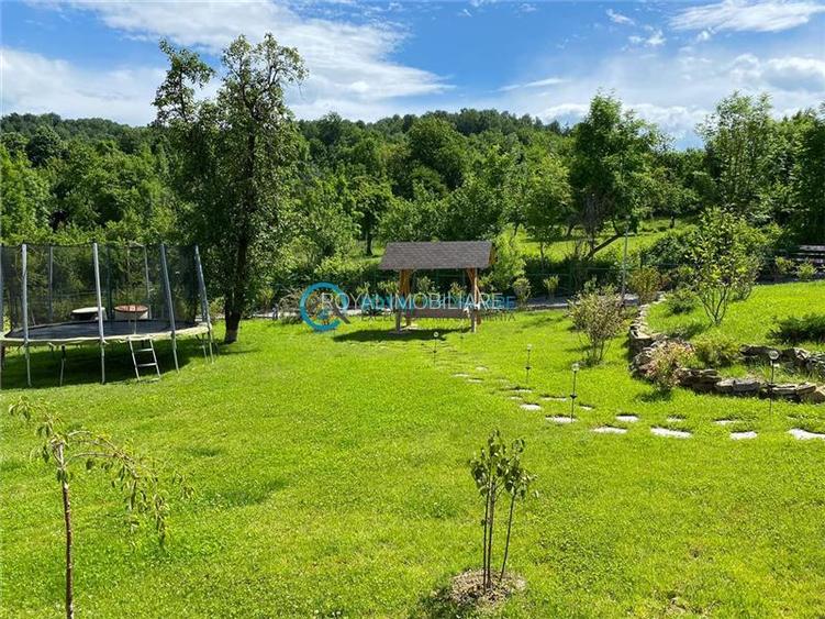 Royal Imobiliare -vanzare vila/ casa de vacanta zona CAMPINA - 5