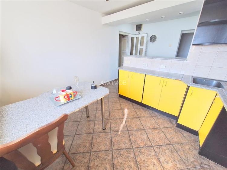 Apartament 3 camere decomandat, zona Nord - 19