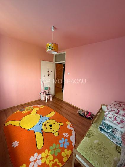 Apartament cu centrala, bucatarie mare, Mioritei - 3