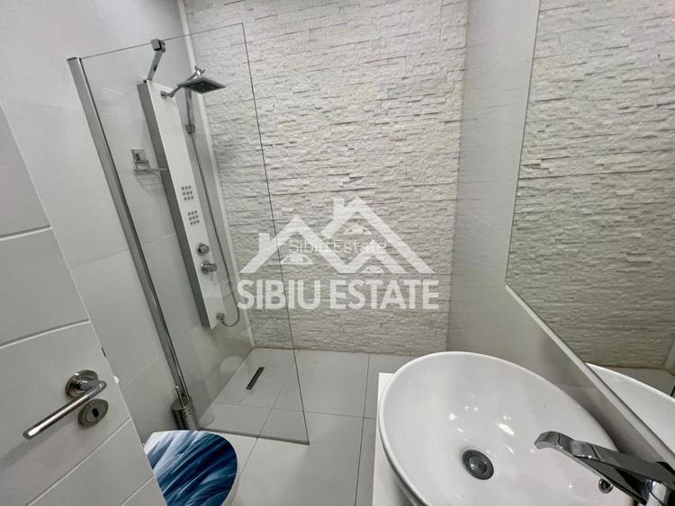 Spatiu comercial LA PRET DE APARTAMENT zona Rahovei  parter - 28