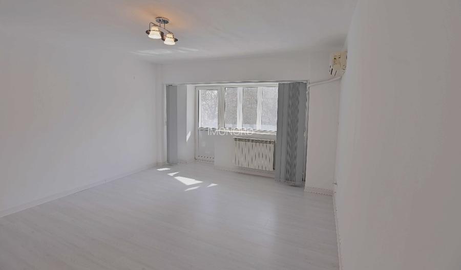 Vânzare apartament de 2 camere Bulevardul Decebal - 4