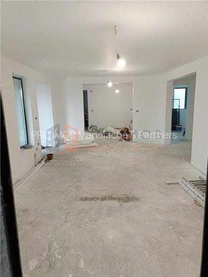 Casa tip parter zona Capatanesti - 2