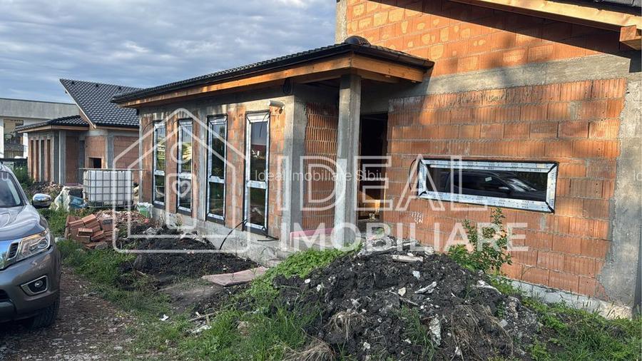 Casa individuala pe un singur nivel, zona Sura Mica - 12