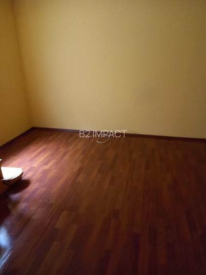 Apartament la parterul unui imobil P+1 situat in Busteni, Strada Cuza Voda, PH - 10