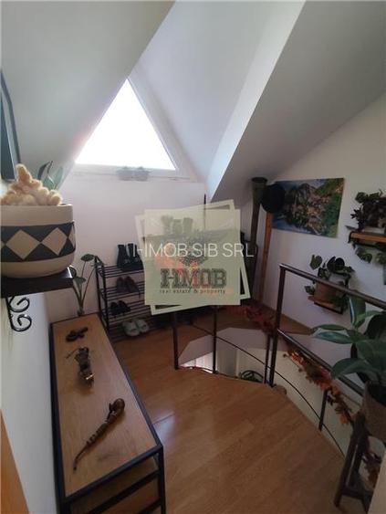 Apartament 52 mp pe 2 niveluri in  Vasile Aaron - 9