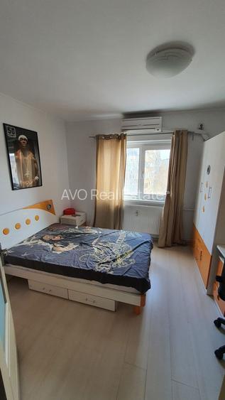 Apartament 3 camere de vânzare–complet mobilat, pe Str. Novaci/13 Sept - 7