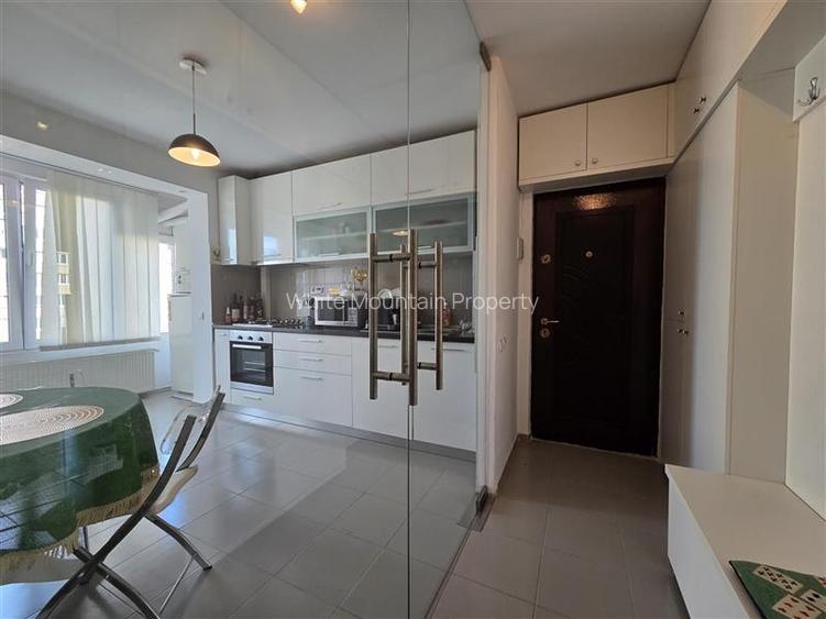 Apartament 3 camere cu priveliste zona Bd. Victoriei - 29