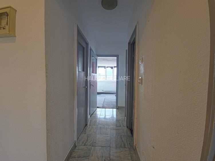 Ultracentral Tomis Mall 3 camere decomandat etaj 3/7 - 13