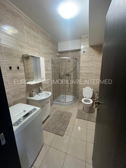 DE VÂNZARE APARTAMENT 2 CAMERE ZONA CLUBURI MAMAIA - 3