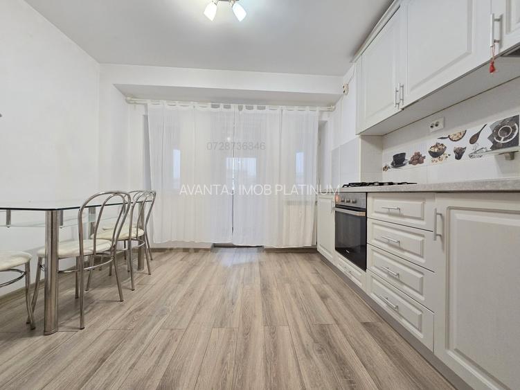 Decebal stradal, vedere superba spre bulevard, 65 mp, balcon mare - 9