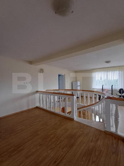Casa individuala cu 5 camere, 1001 mp teren, zona Materna
