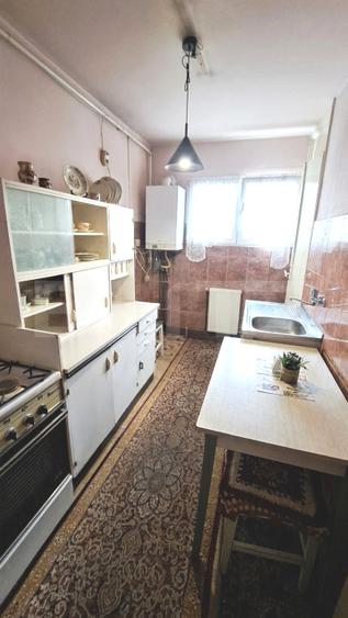 Apartament 2 camere, etaj 3, poziție excelentă și potențial, cartier Astra