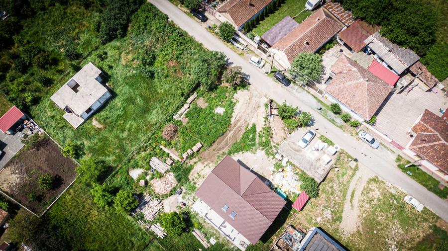 Loc de casa de 539 mp în Vladimirescu