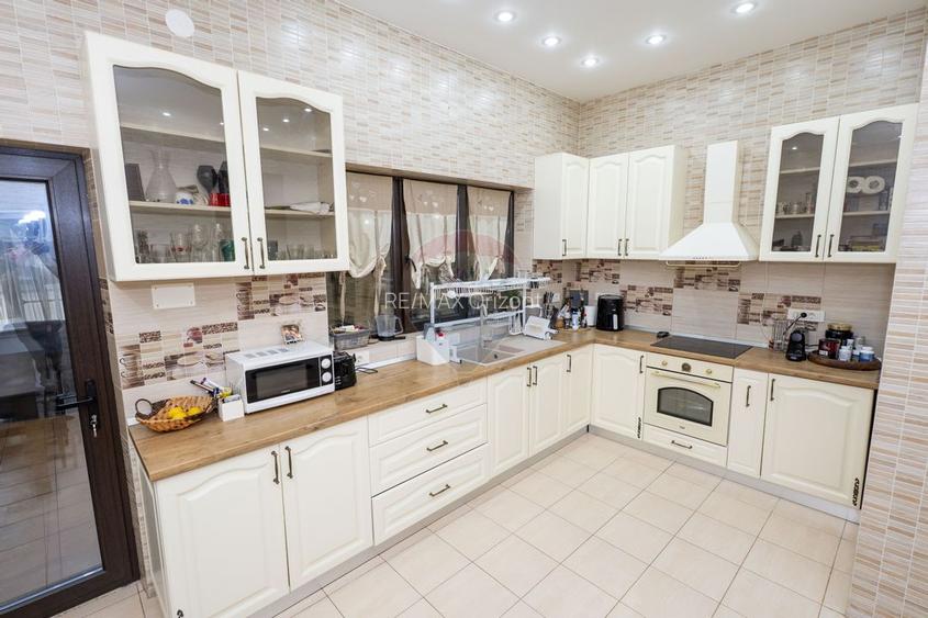 Vila 5 camere complet mobilata, foișor, teren generos - 47