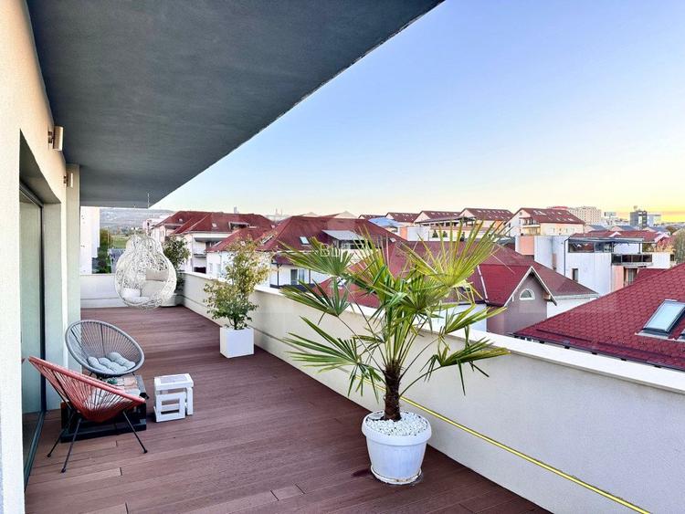 PENTHOUSE 180 MP , 250 MP TERASA,  PRIVELISTE DEOSEBITA ! - 16