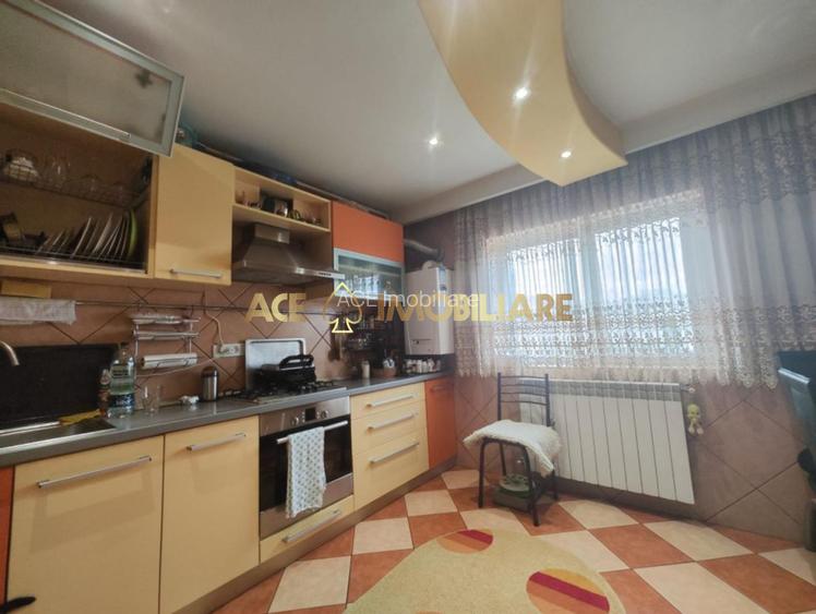 2 Camere de vanzare | Costin Georgian | Centrala | Etaj 5/8 | An 1988  - 8