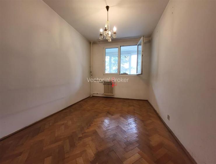 APARTAMENT 4 CAMERE ETAJ 1 FIX LANGA METROU, SCOALA SI PARC - 9