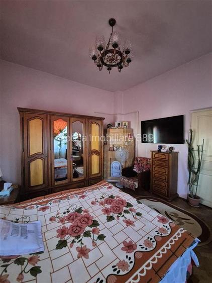 Casa de vanzare cu gradina si curte in Orasul din Inima Sarii Targu Ocna - 11