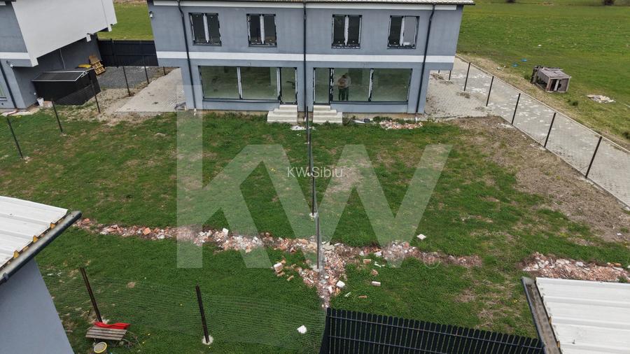 Duplex de vanzare zona Tropinii Vechi - 2