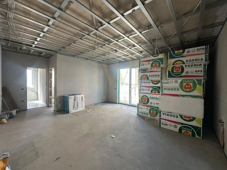Apartament 2 camere, etaj intermediar, Giroc