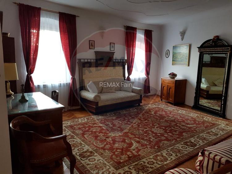 Apartament cu 3 camere de vanzare pe Str.Tribunei - 9