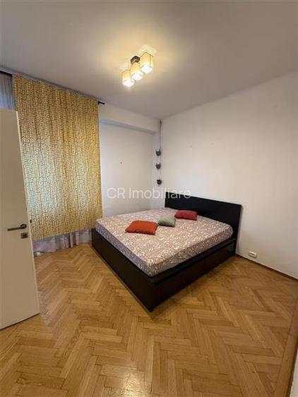 Vanzare 4 cam Piata Spaniei - 5