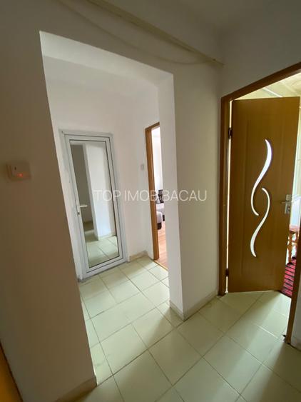 Garsoniera mobilata si utilata zona URA - 6