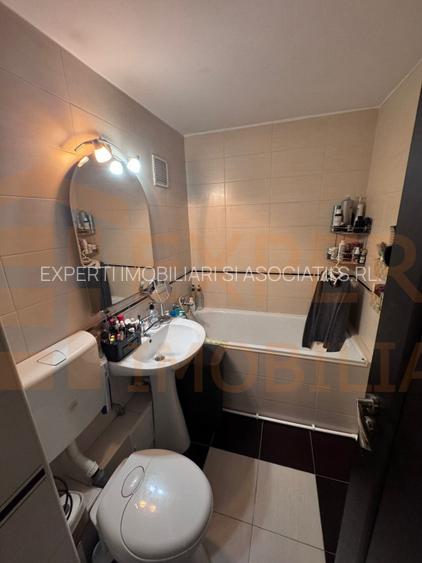 Apartament 2 camere de vanzare situat in zona Casa de Cultura, Constanta - 6