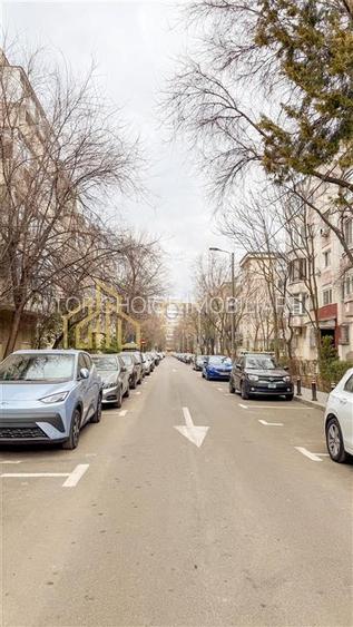 3 CAMERE DECOMANDAT ETAJ 2/4 - 75 MP - 2 BALCOANE 2 BAI - VEDERE SPATE - 29