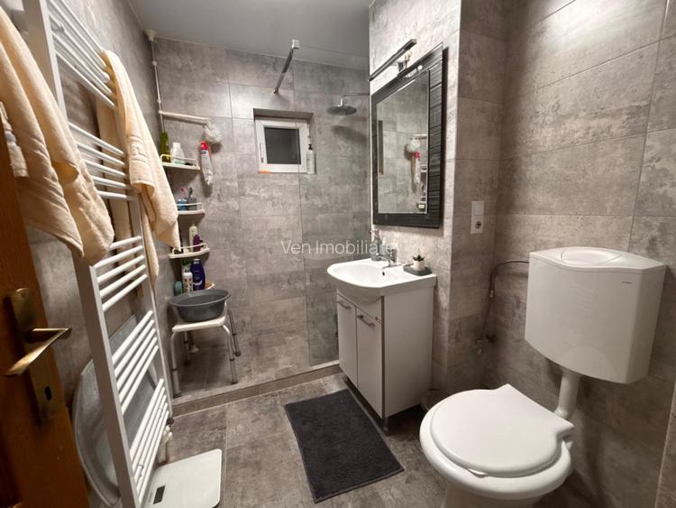  Apartament 4 camere de vanzare – Calea Moldovei - 3