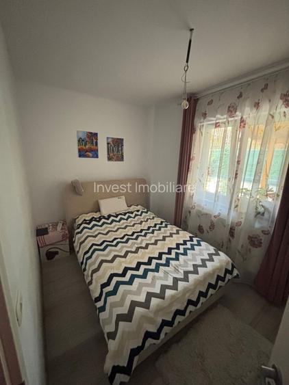 Apartament 3 camere , semidecomandat, loc de parcare si curte de 89 mp - 6