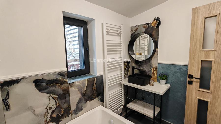 COMISION 0. Corp de casa,Carpatilor intrare in Racadau,P+E,4 camere. - 19