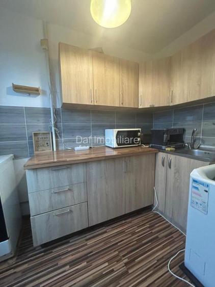 52500euro -Garsoniera langa metrou Gorjului-bloc mix - 5