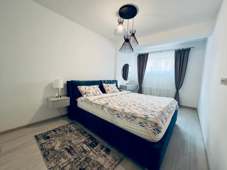 Apartament cu 2 camere,70 mp plus terasa de 20 mp in zona Tractorul - 5