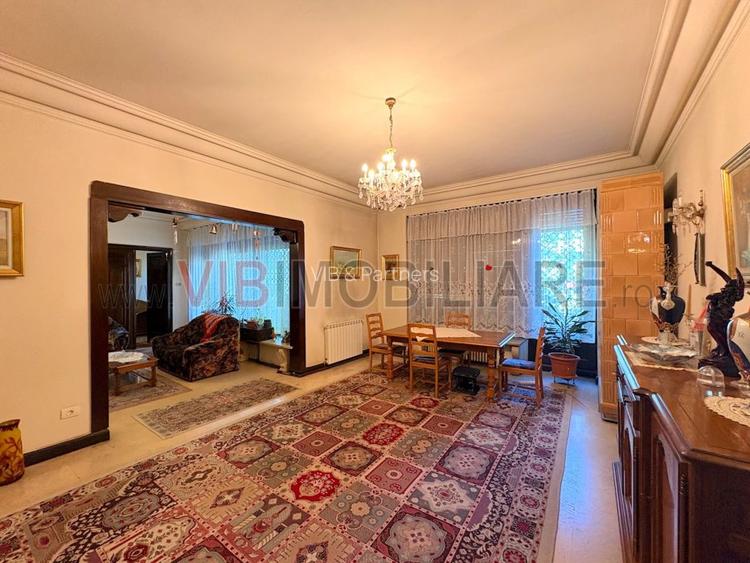 UNIRII-MIRCEA VODA, apartament in vila interbelica, 6 camere, 190 mp - 3